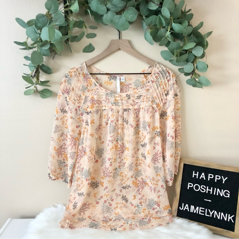 EUC LC Lauren Conrad Blouse